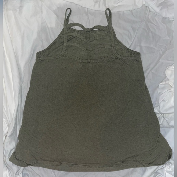 REWIND Green floral tank - Picture 2 of 2